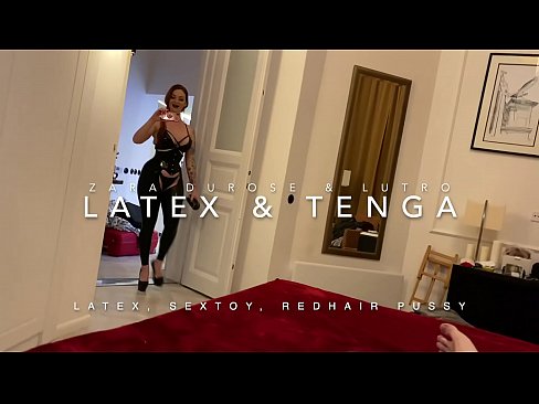 ❤️ Redheaded stepsister in latex costume yakasvirwa na stepbrother Hard porn ❌️